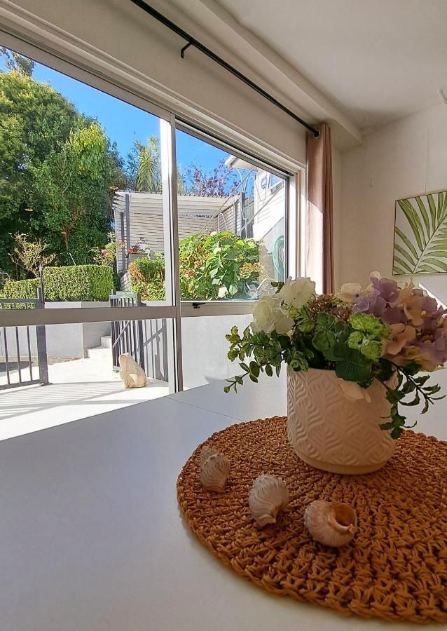 Family Friendly 3br Flat - 3min Walk To The - Self Contained *