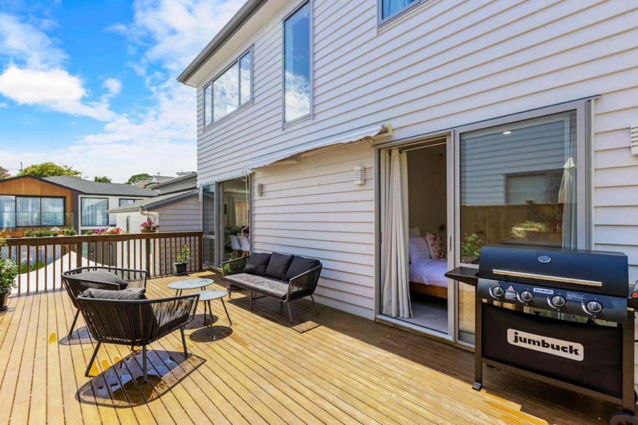 Holiday home Taka Retreat Near With Parking And Patio