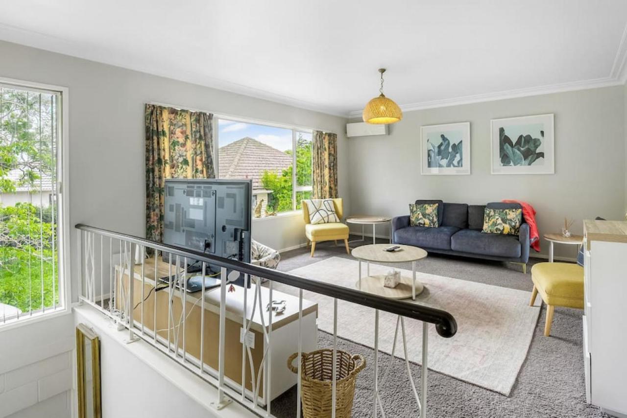 Cosy Haven Unit With Garage And Air-con *