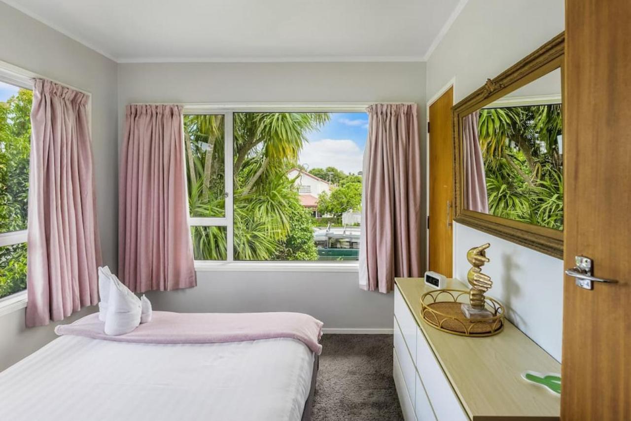 Cosy Haven Unit With Garage And Air-con Apartment