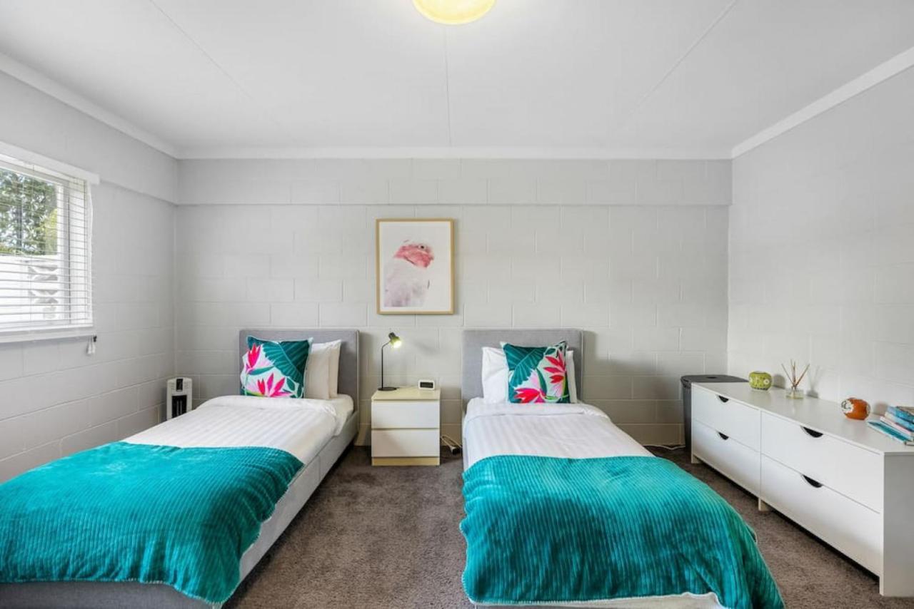Apartment Cosy Haven Unit With Garage And Air-con