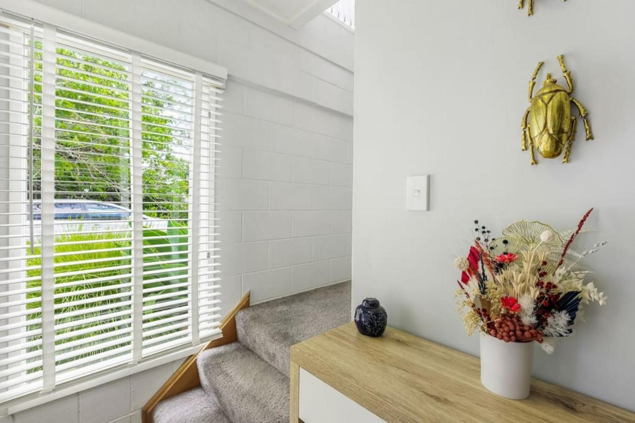 Cosy Haven Unit With Garage And Air-con * Auckland