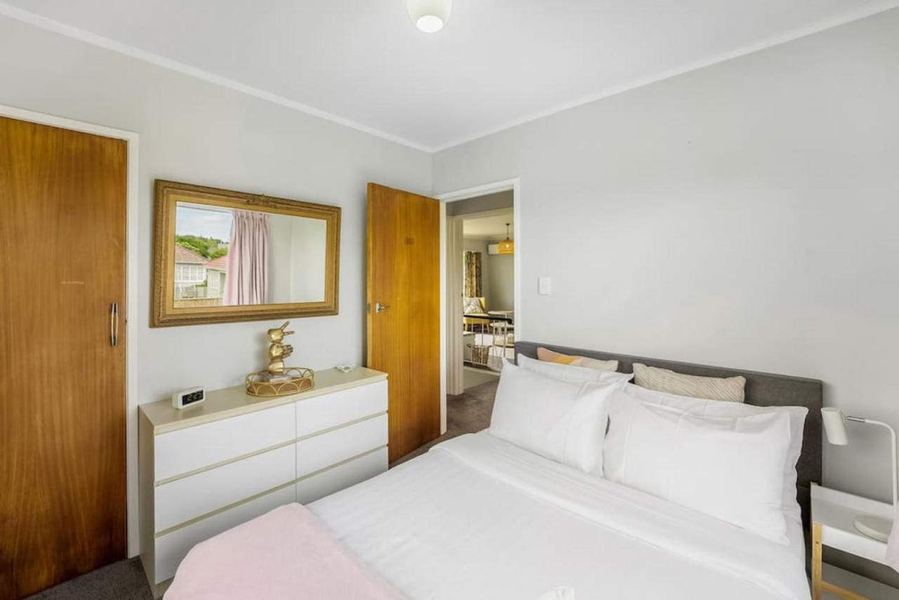 Cosy Haven Unit With Garage And Air-con Apartment Auckland