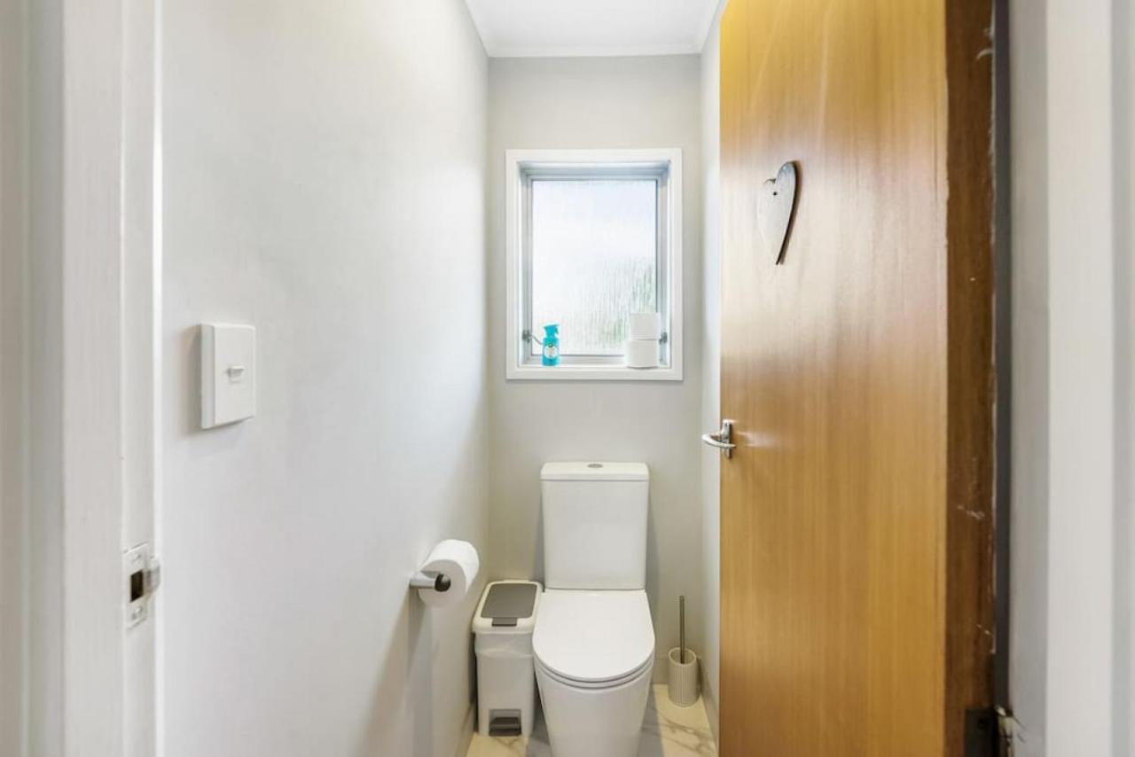 Cosy Haven Unit With Garage And Air-con Apartment
