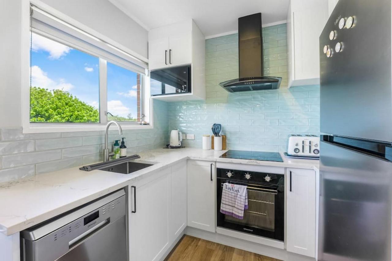 Apartment Cosy Haven Unit With Garage And Air-con *