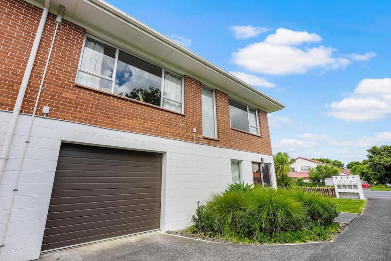 Apartment Cosy Haven Unit With Garage And Air-con