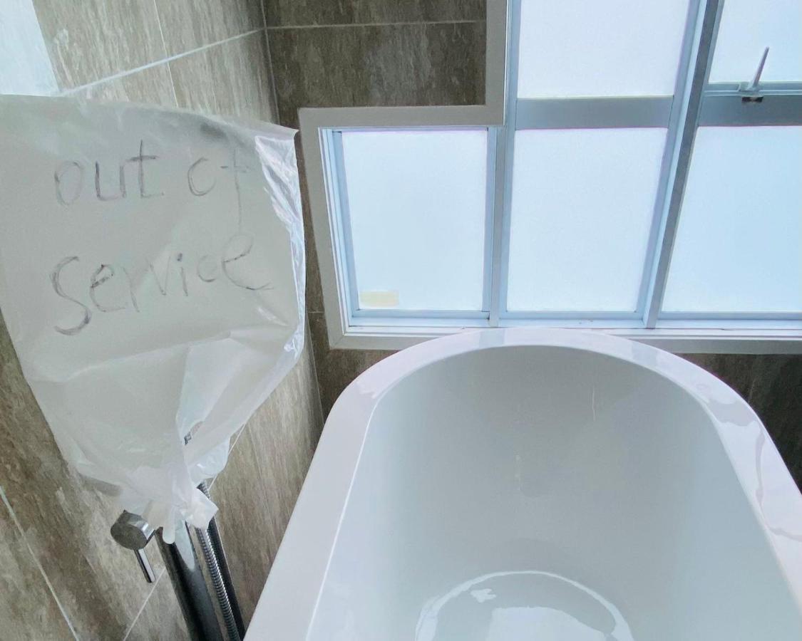 Queenroomsharedbathroom2aldult-204 (adults Only) Homestay *