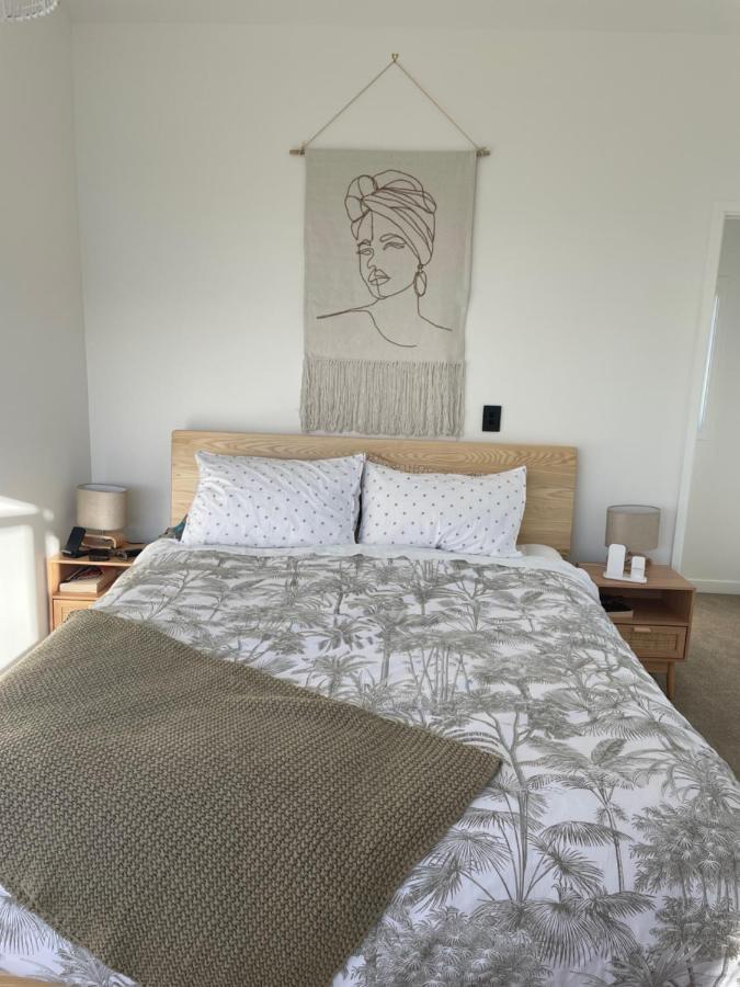 The Lighthouse - Boathouse Bay Holiday home