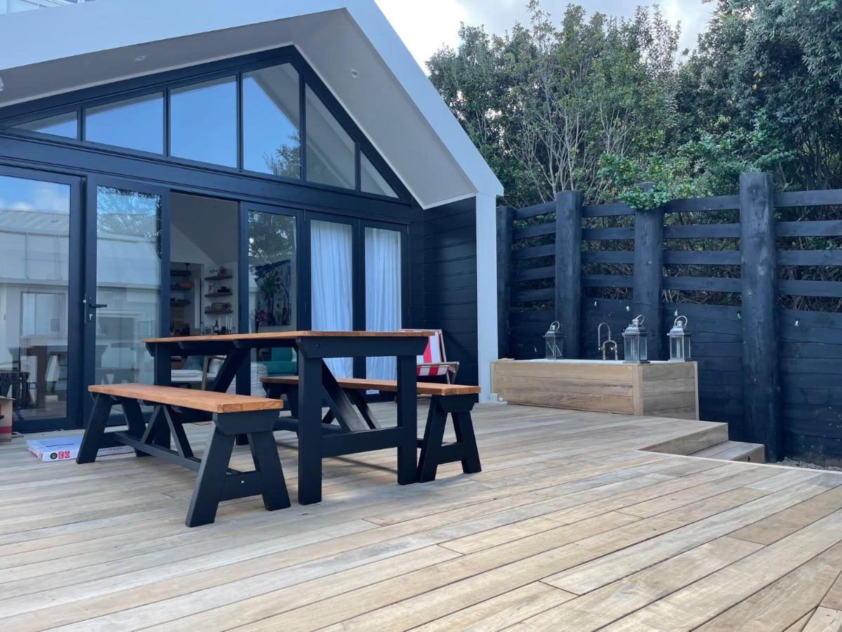 The Lighthouse - Boathouse Bay Auckland