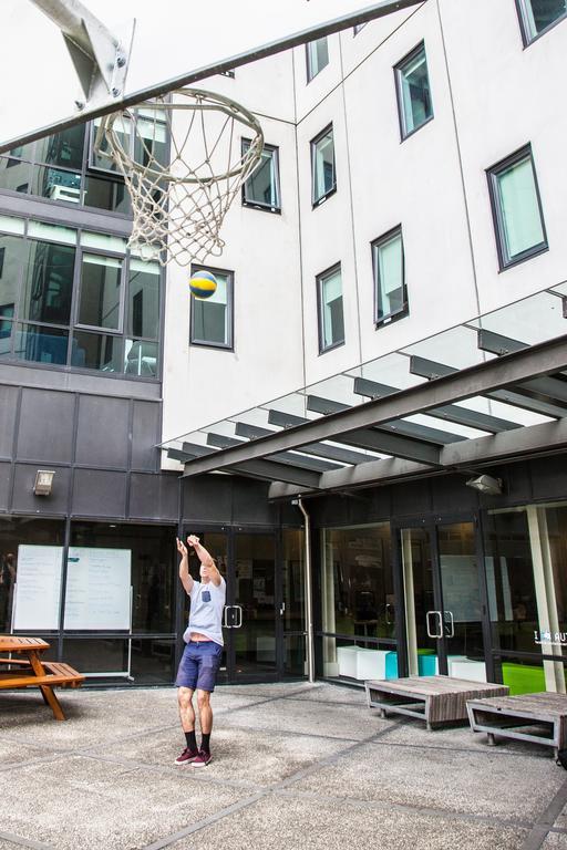 Campus Summer Stays - Wellesley Apartments Hostel *