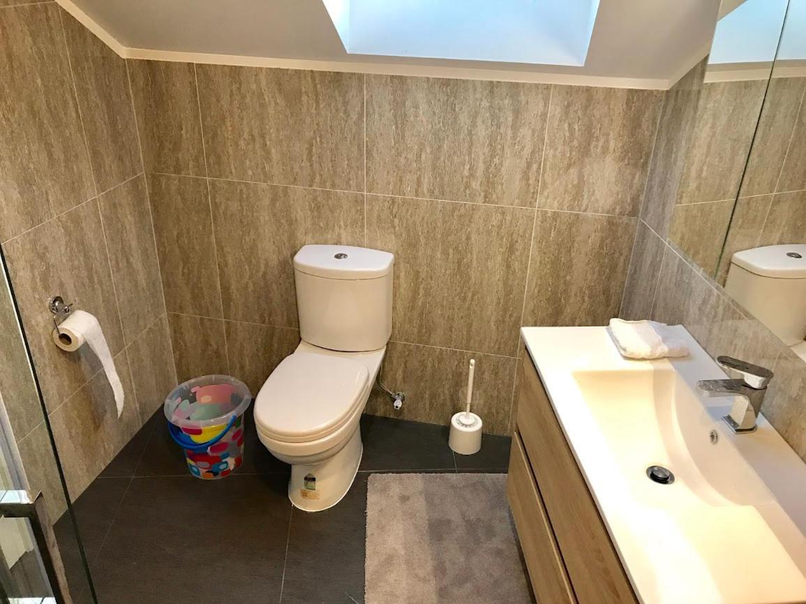 Familyroomwithbathroom2aldult Auckland