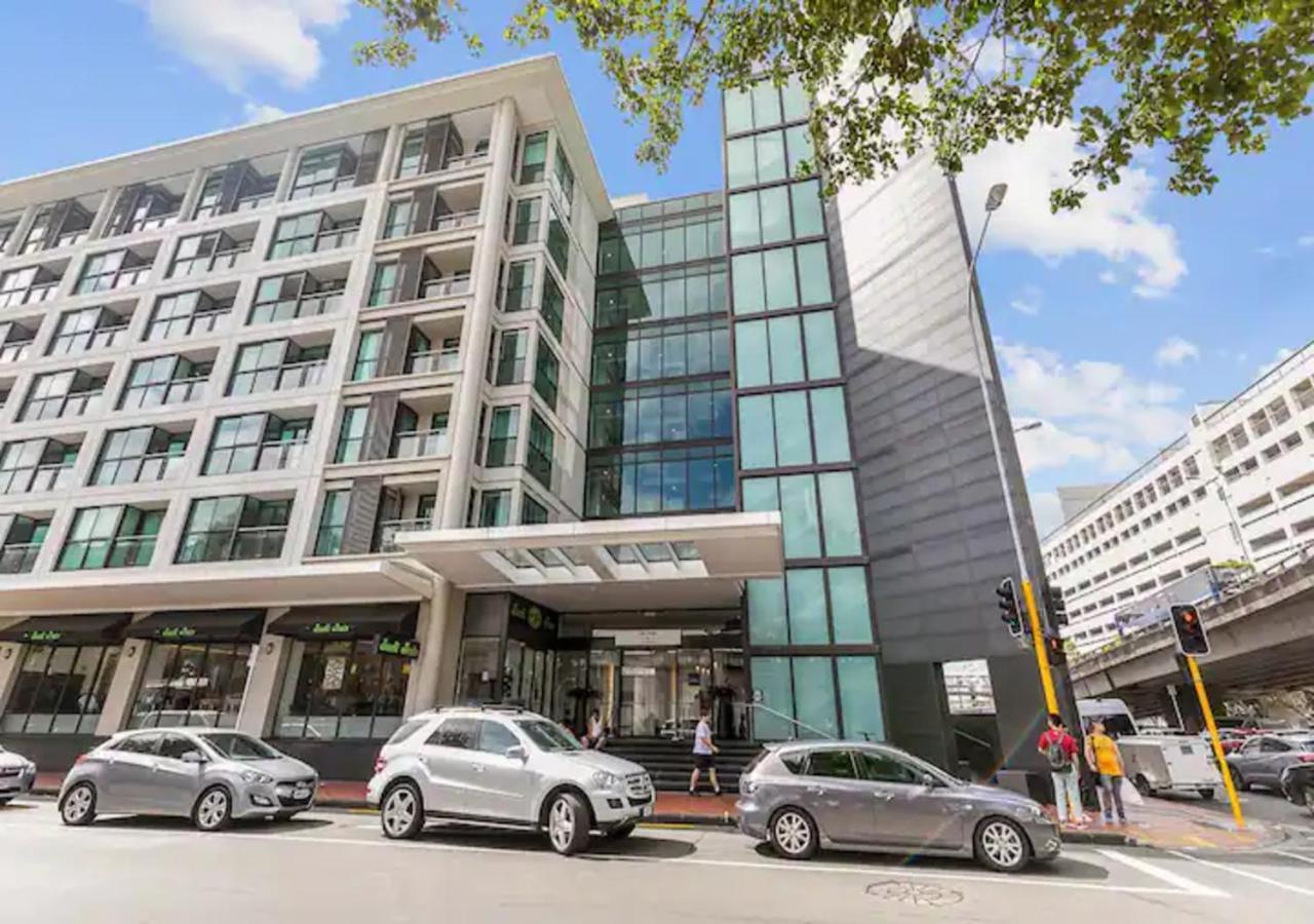 Sophisticated Spacious W Stunning Harbour View Auckland