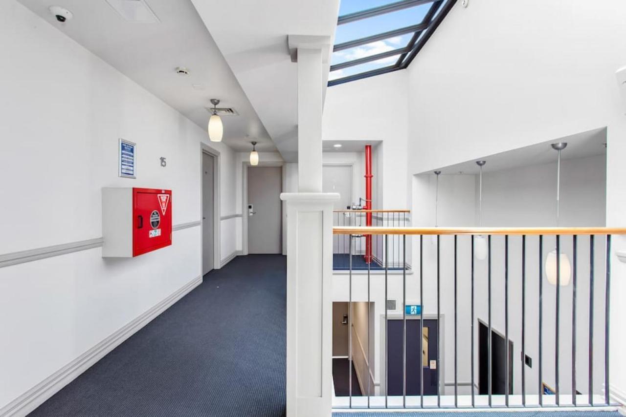 1br With Stunning Harbour Views - Netflix - Wifi Auckland