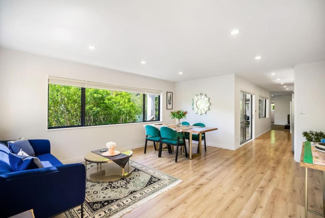 Forest View With Parking And Garden * Auckland