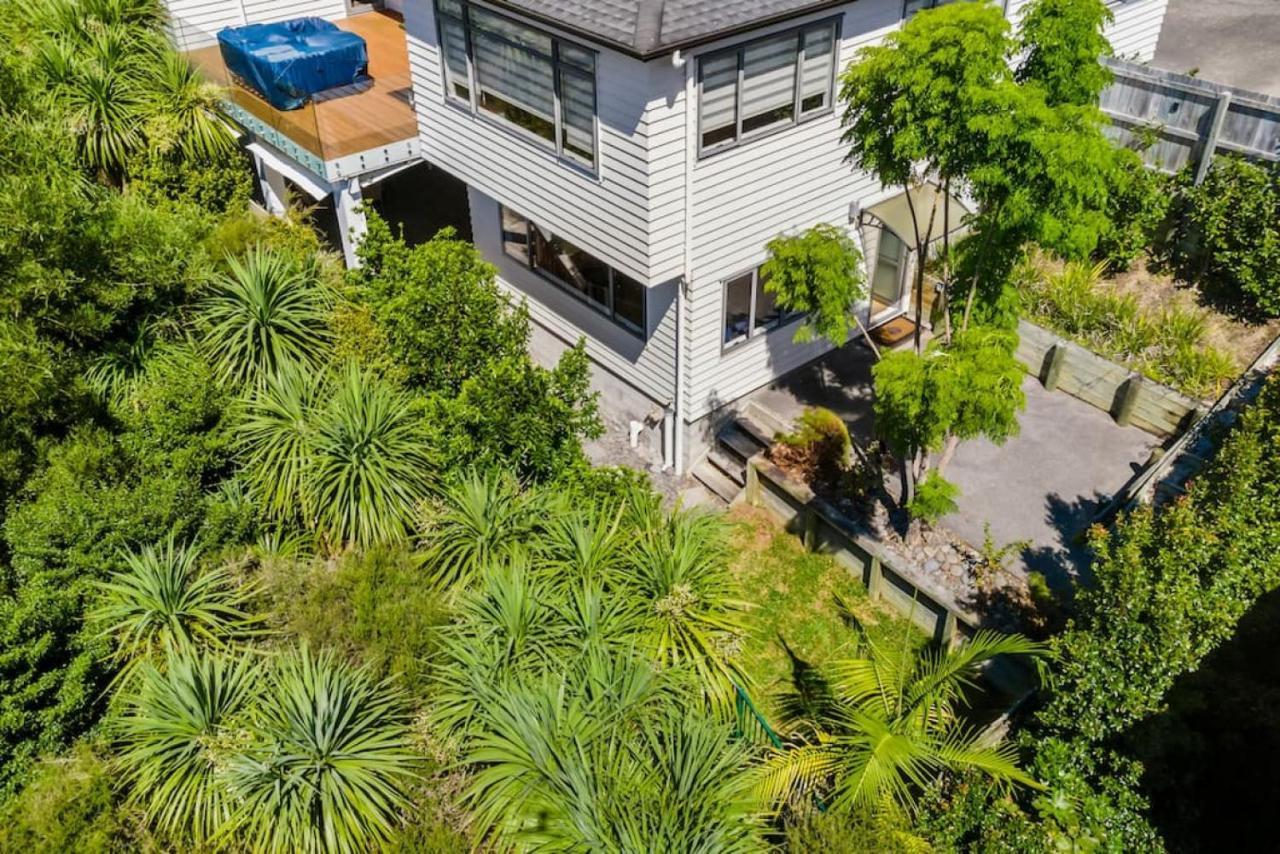 Forest View With Parking And Garden