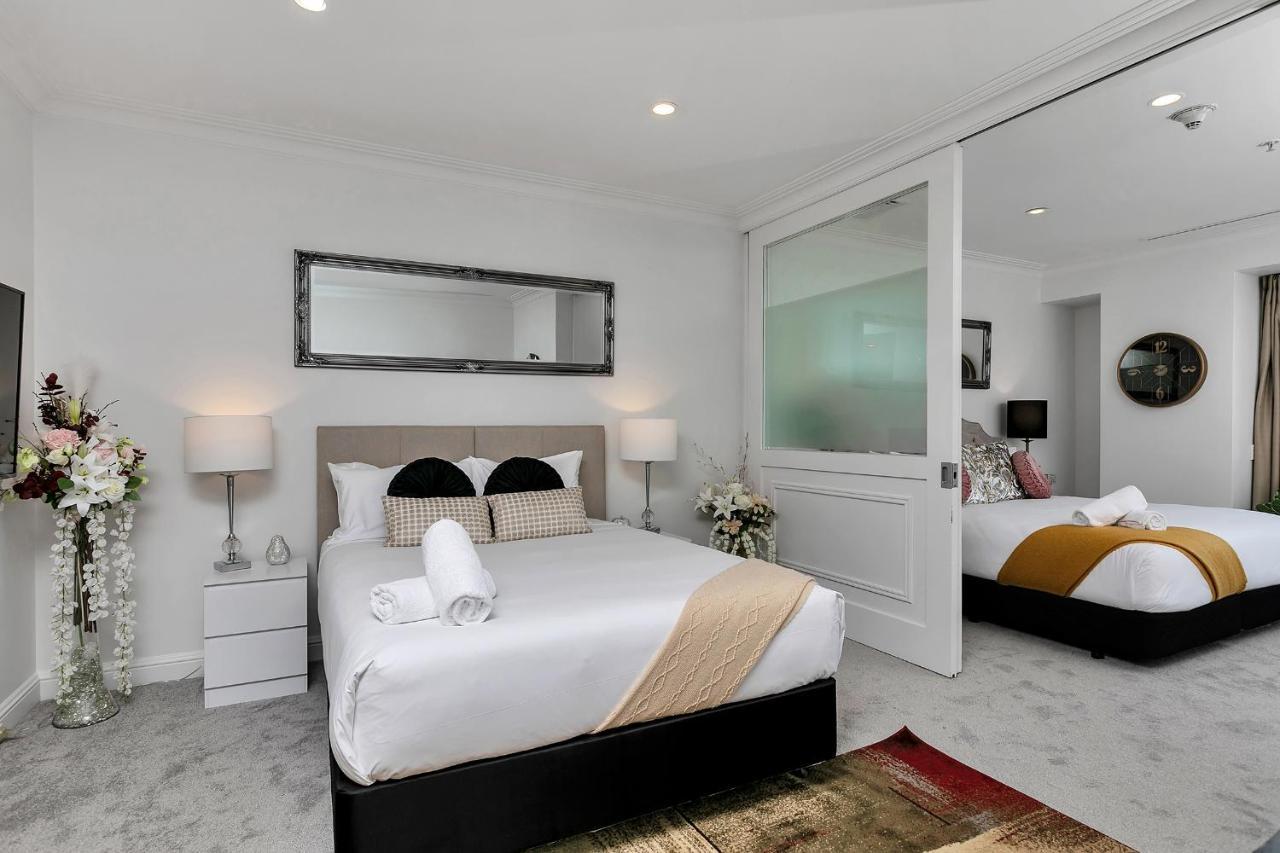 Your Family Getaway - Rooftop & Pool! Auckland