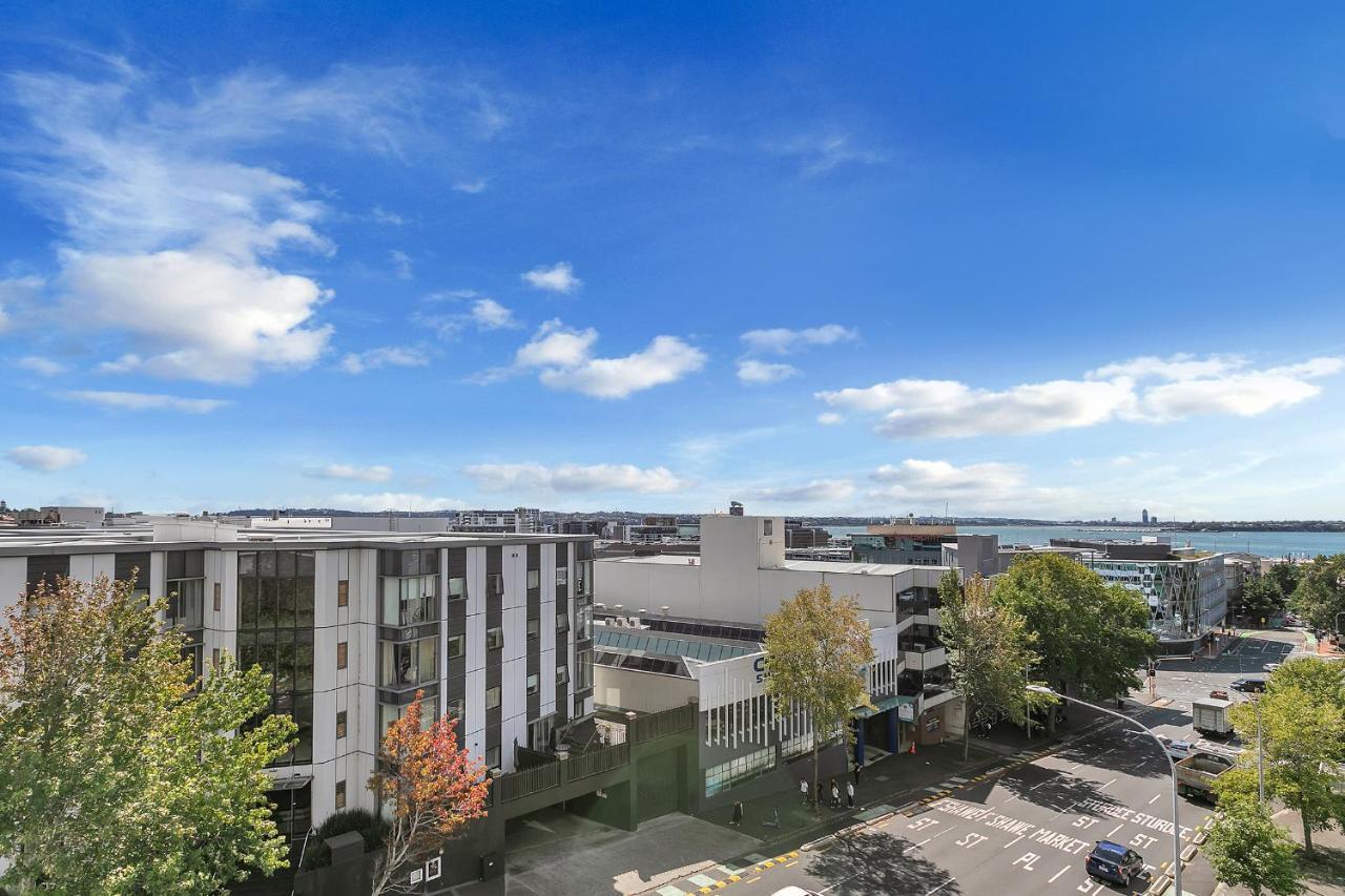 Your Family Getaway - Rooftop & Pool! Apartamento Auckland