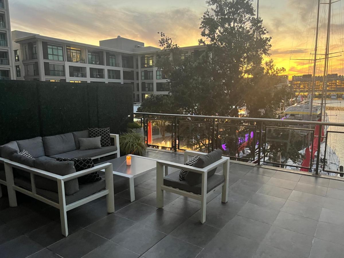 Apartment Viaduct's Big Balcony Breathtaking Views! *