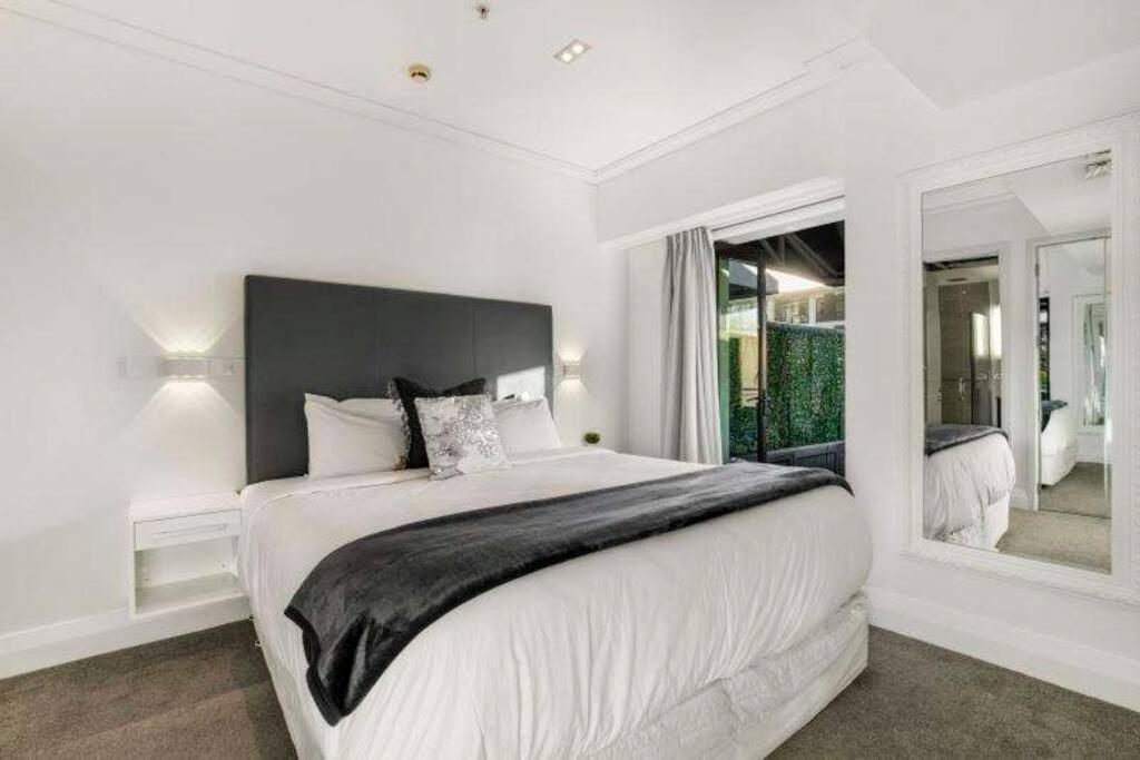 Apartment Viaduct's Big Balcony Breathtaking Views! Auckland