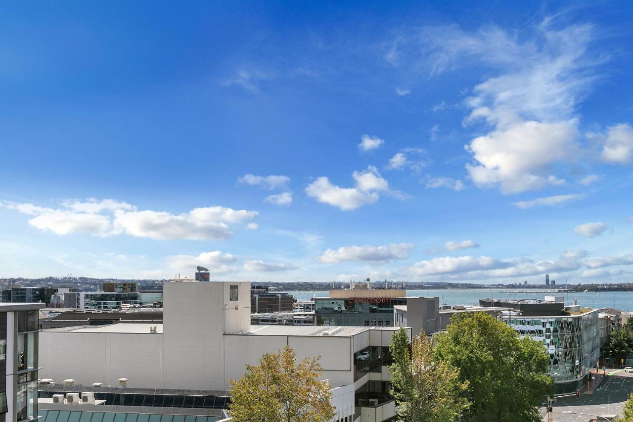 Your Family Getaway - Rooftop & Pool! Apartamento Auckland