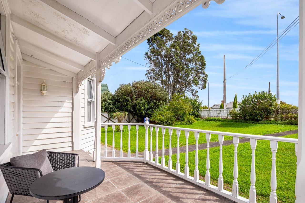4bed Spacious In Chatswood Auckland