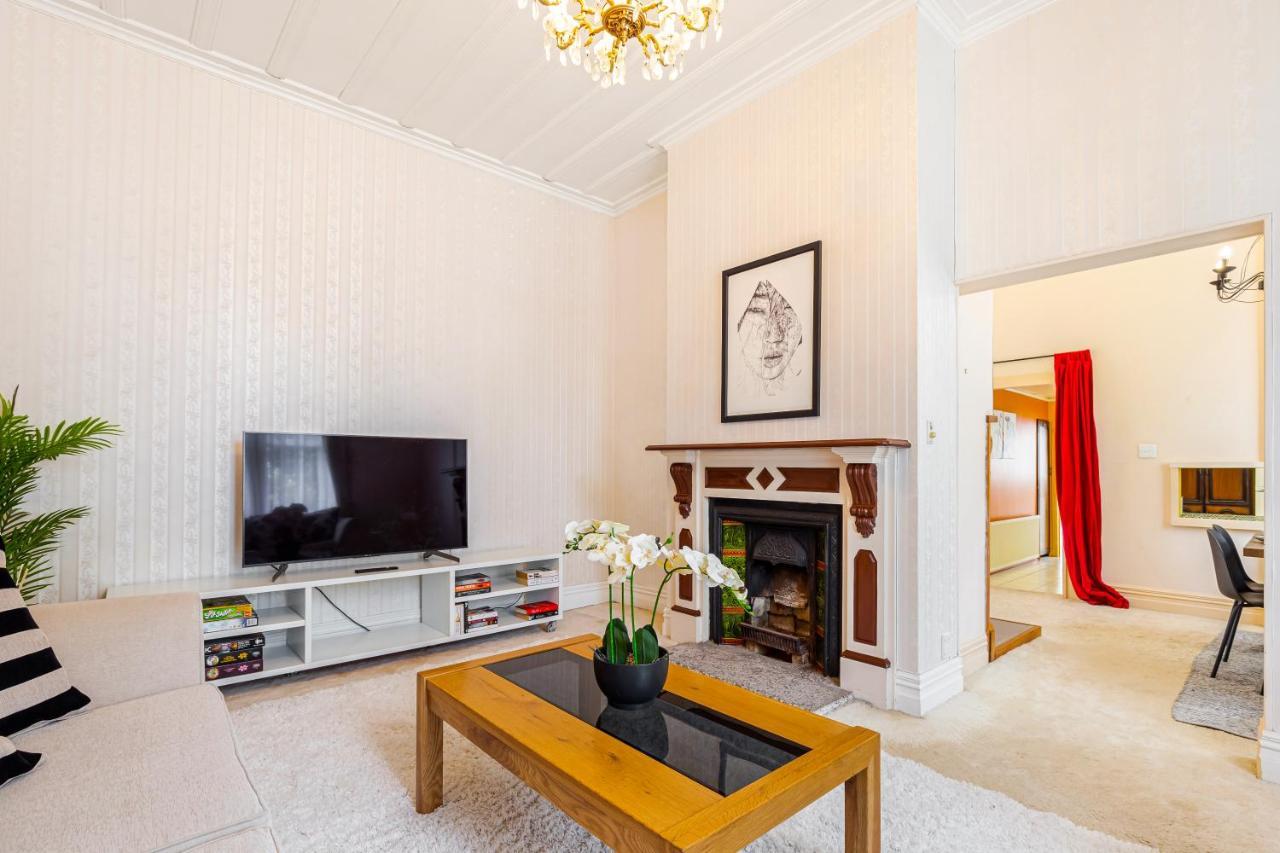Casa de férias 4bed Spacious In Chatswood