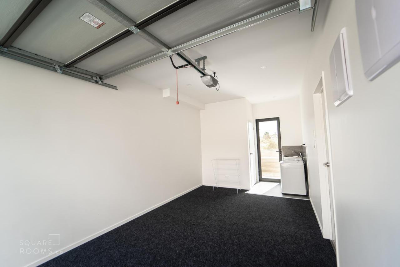 Modern Howick Town House Fibre Wifi Netflix Holiday home Auckland