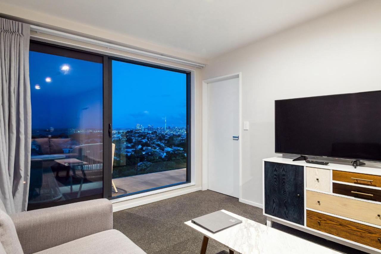 Fernz & Birkenhead Motel Auckland