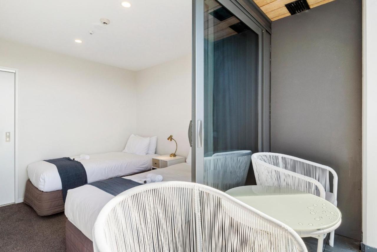 Fernz & Birkenhead Motel Auckland