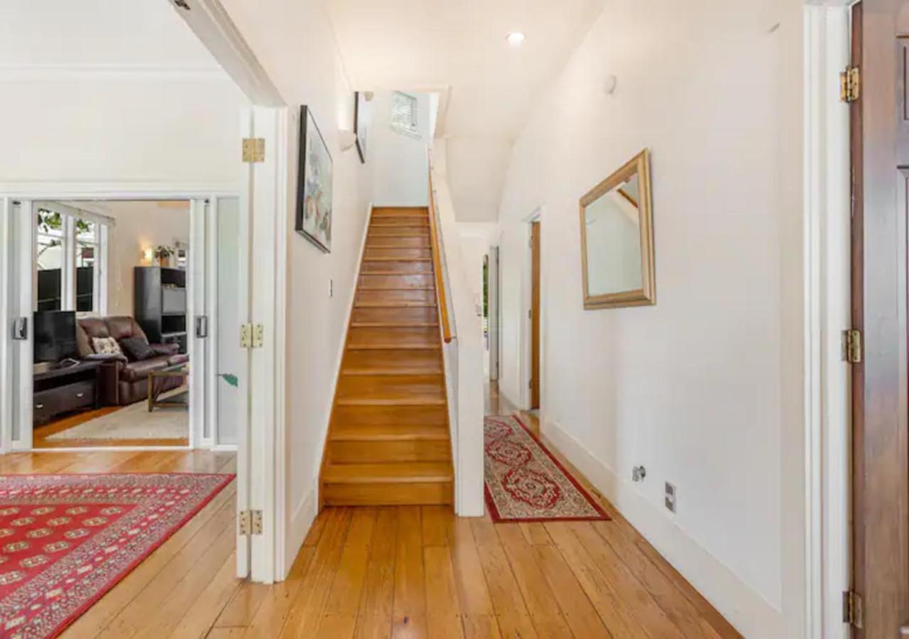 Holiday home Charming 6-bedroom Parnell