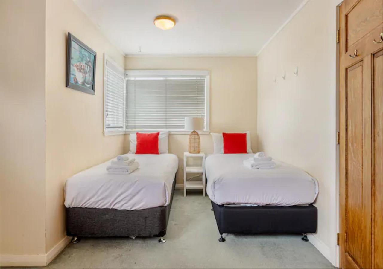 Charming 6-bedroom Parnell Holiday home *