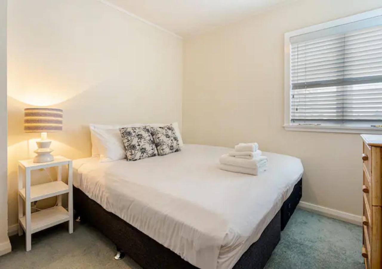 Charming 6-bedroom Parnell Holiday home *