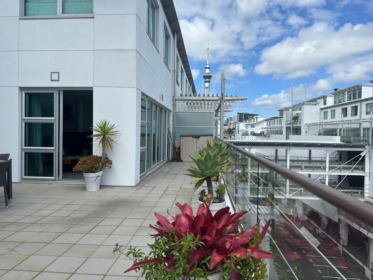 Waterfront Seaview - Same Building Block As Hilton Apartamento *