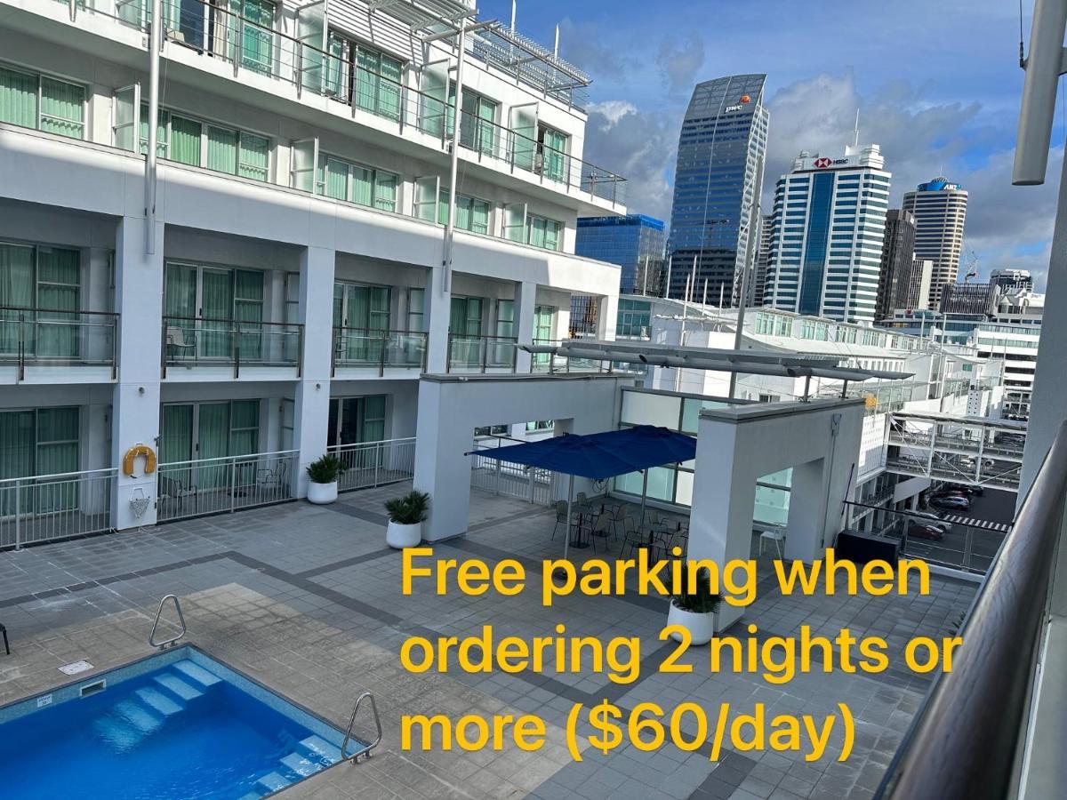 Waterfront Seaview - Same Building Block As Hilton Apartamento