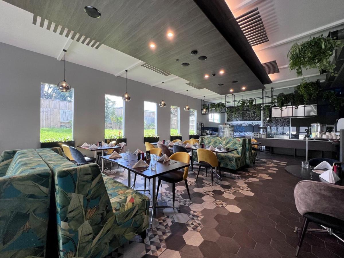 Jetpark Airport Hotel