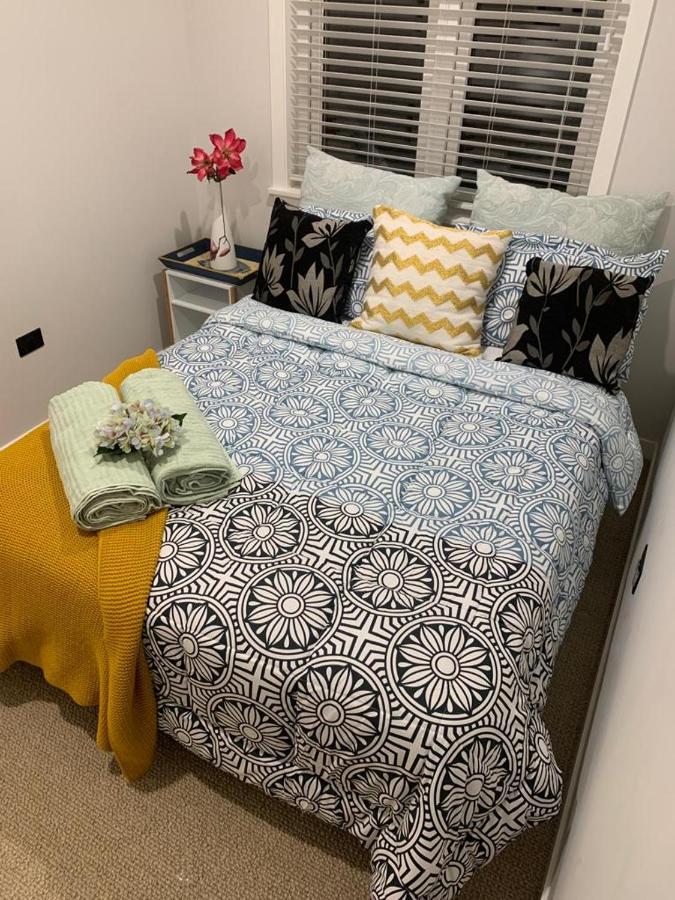 Cute And Cozy Near Airport Auckland