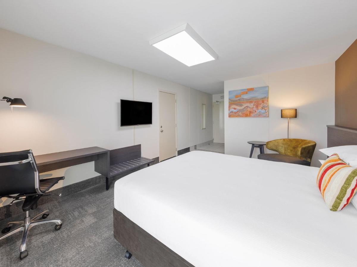 Hotel Jetpark Airport