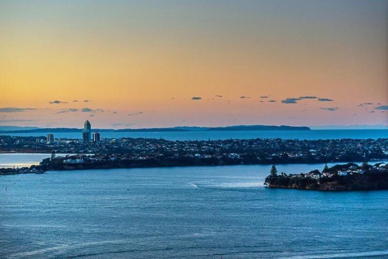 Qv Upscale Spacious W/ Parking & Wifi 1038 * Auckland