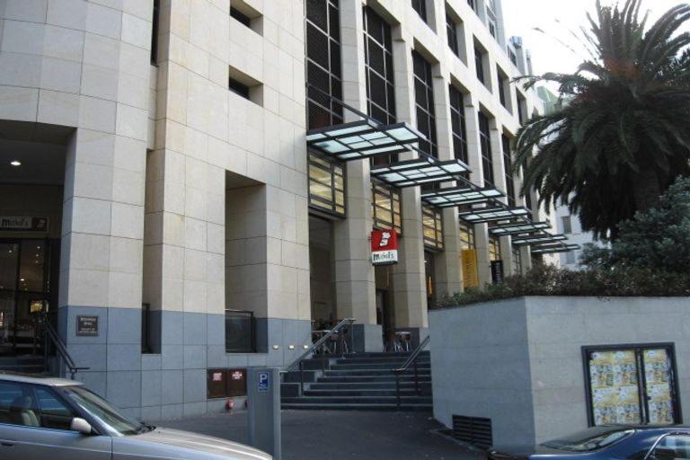 Apartment Qv Upscale Spacious W/ Parking & Wifi 1038