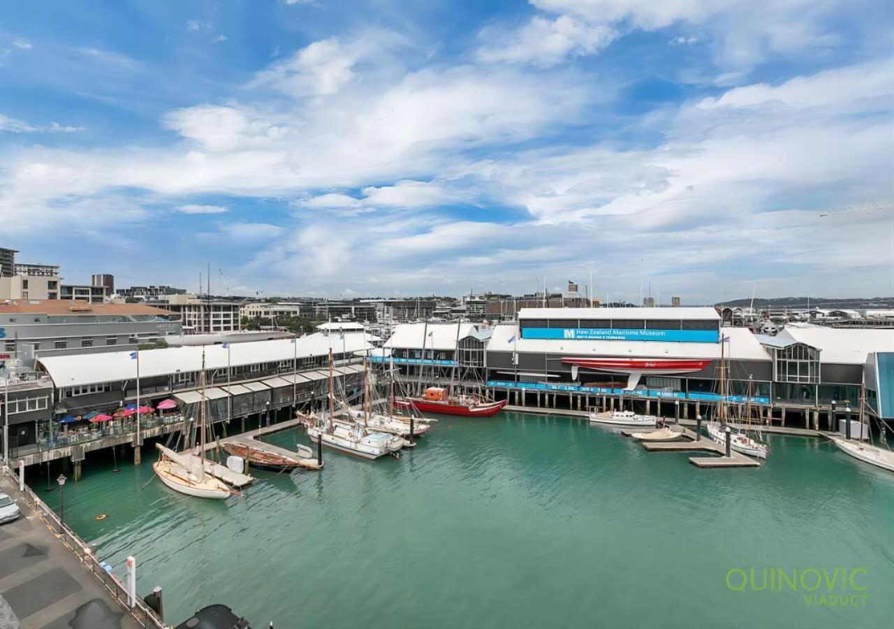 Waterfront Seaview - Same Building Block As Hilton Apartamento *