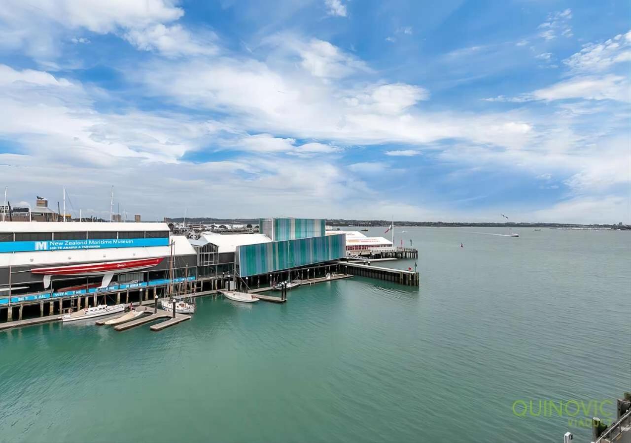 Waterfront Seaview - Same Building Block As Hilton * Auckland