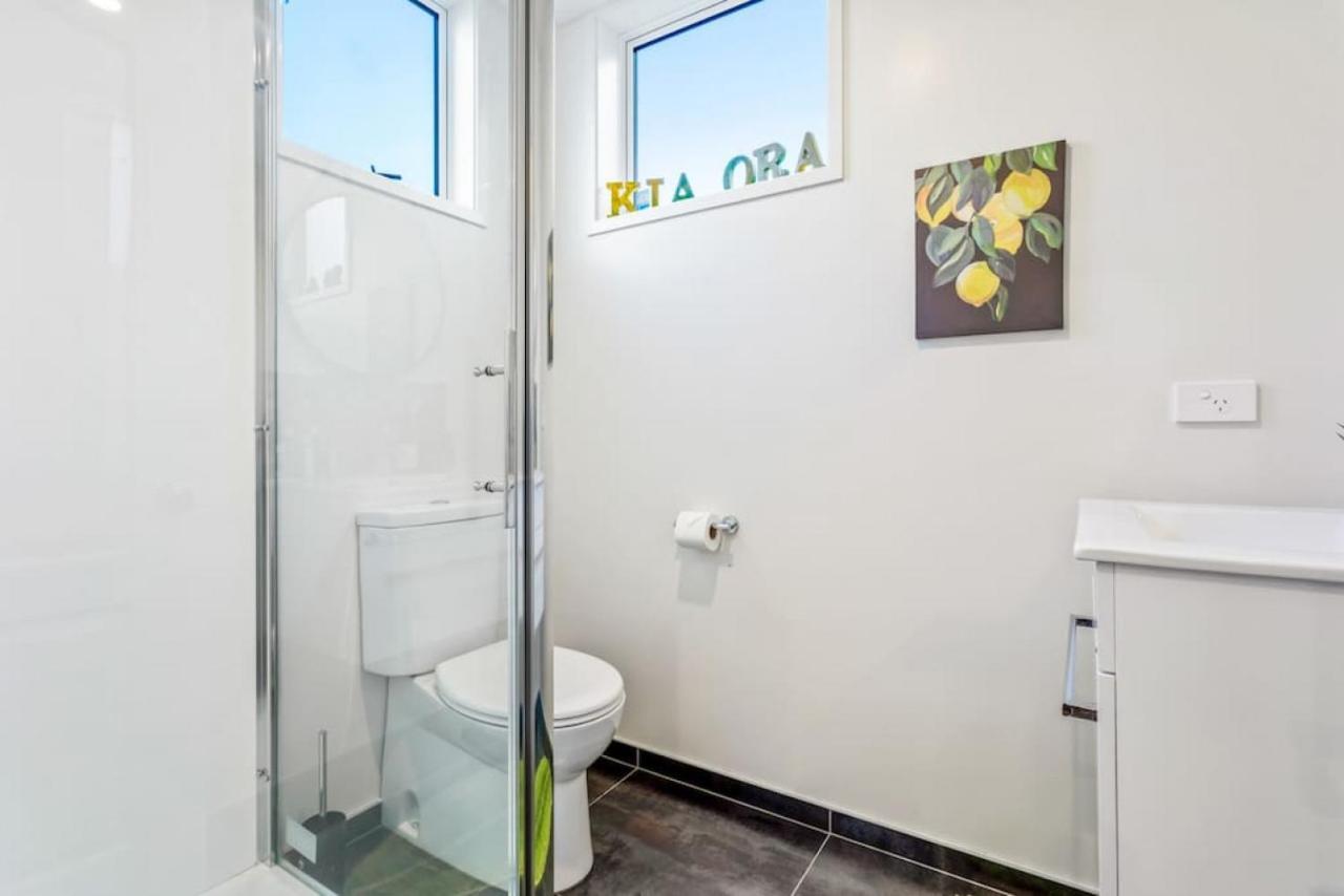 3 Bedroom Stunner In Hobsonville - Wifi - Netflix *