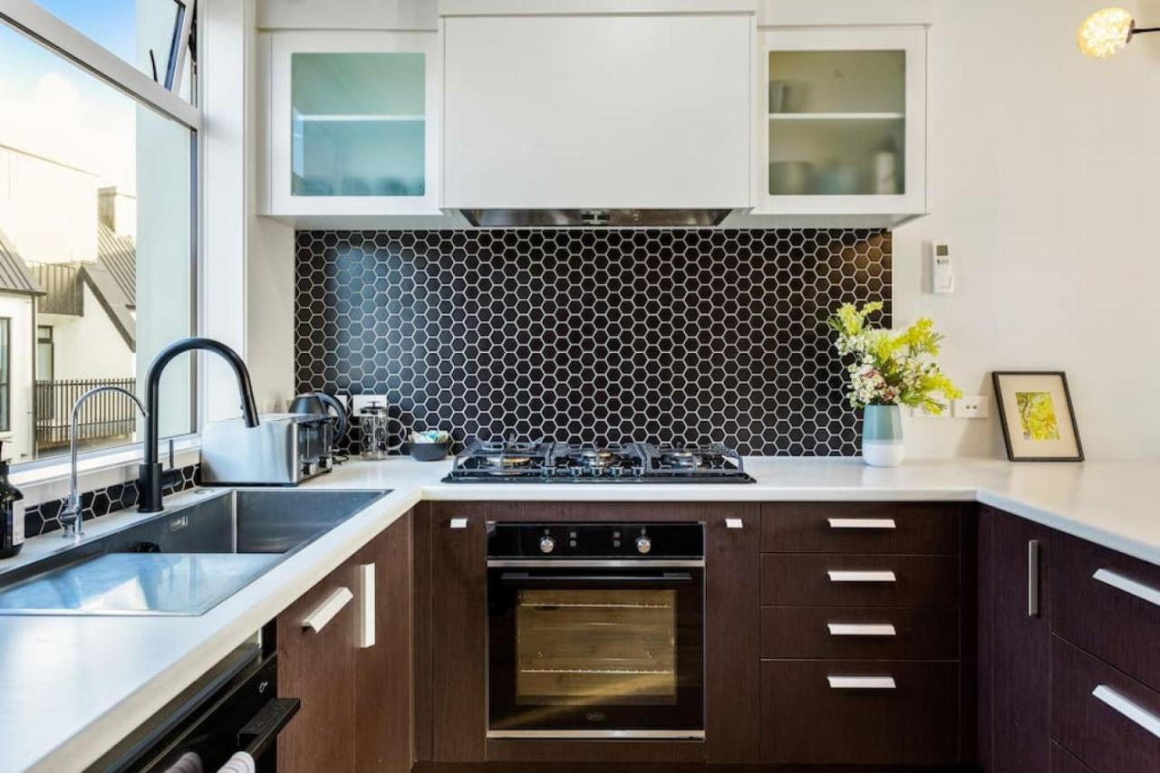 3 Bedroom Stunner In Hobsonville - Wifi - Netflix Holiday home Auckland