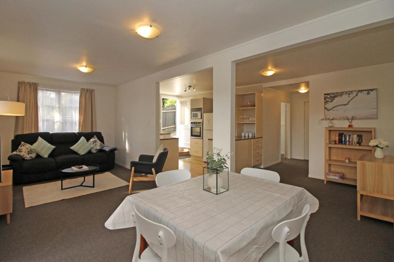 2 Bed In Kingsland - Free Wifi And Parking *