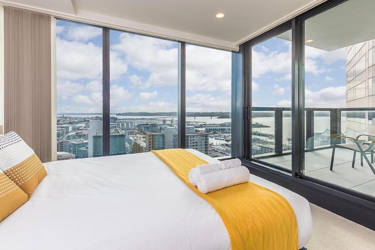 Magnificent Harbour View Skytower View In Cbd Apartment *