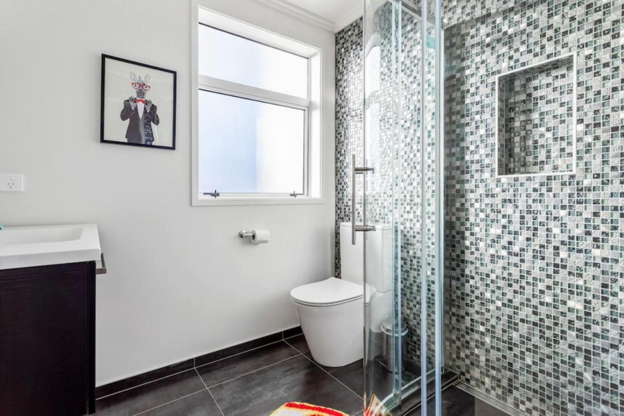 3 Bedroom Stunner In Hobsonville - Wifi - Netflix Casa de férias Auckland