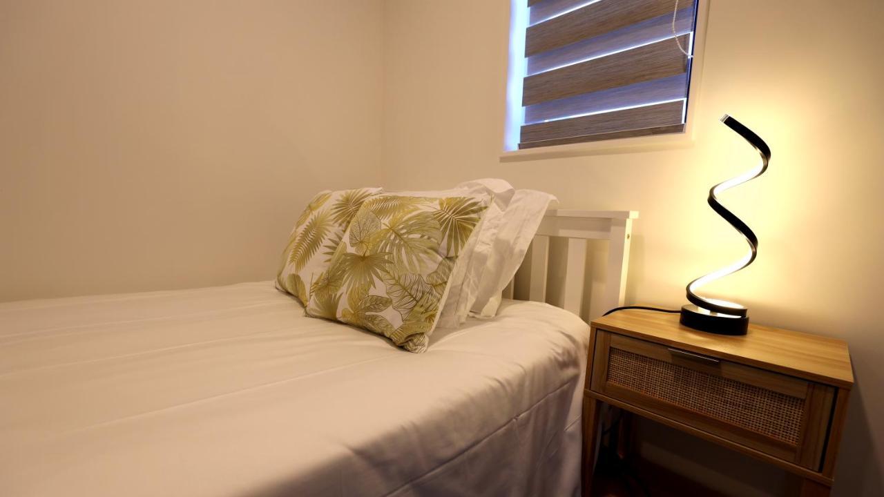 Apartment Luxury Brand New Designer Living