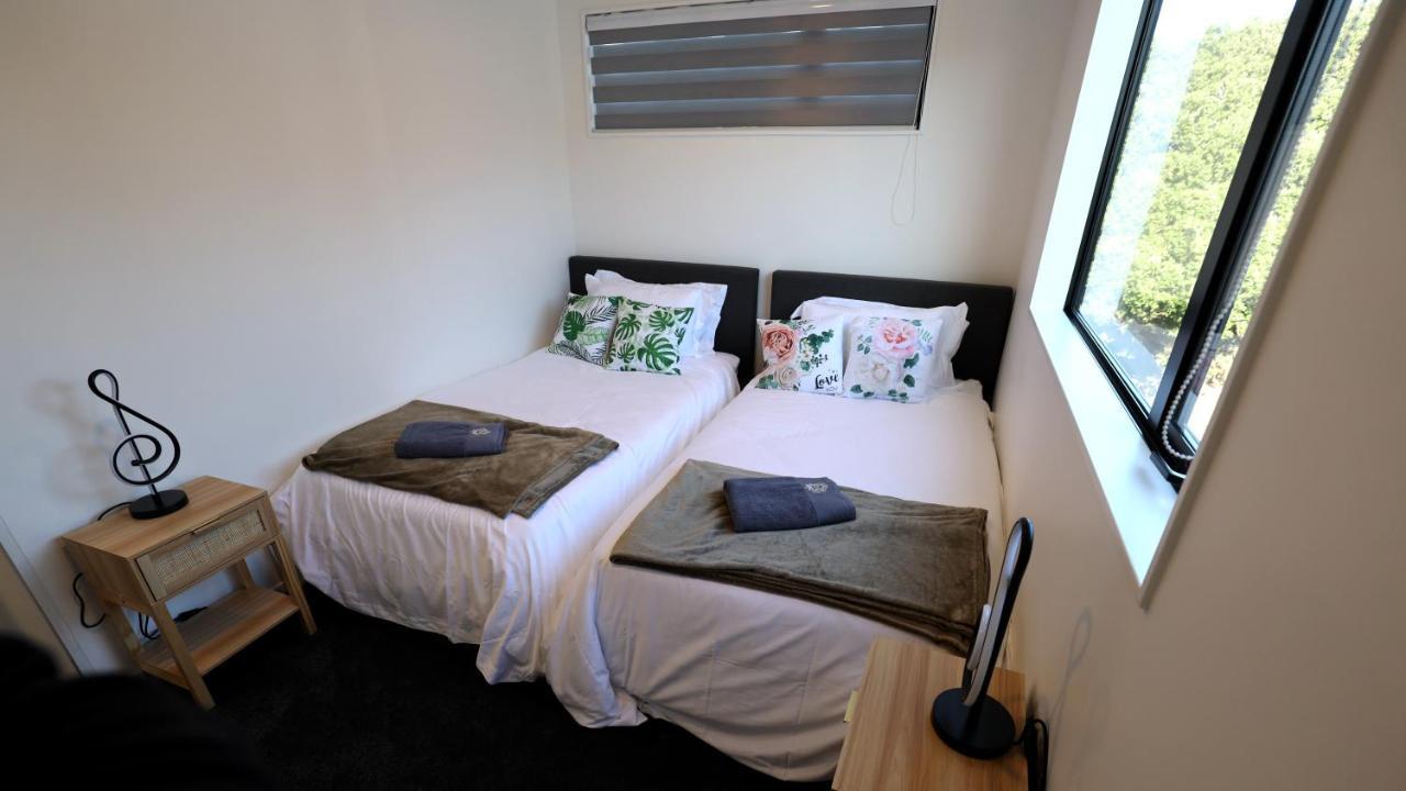 Luxury Brand New Designer Living *