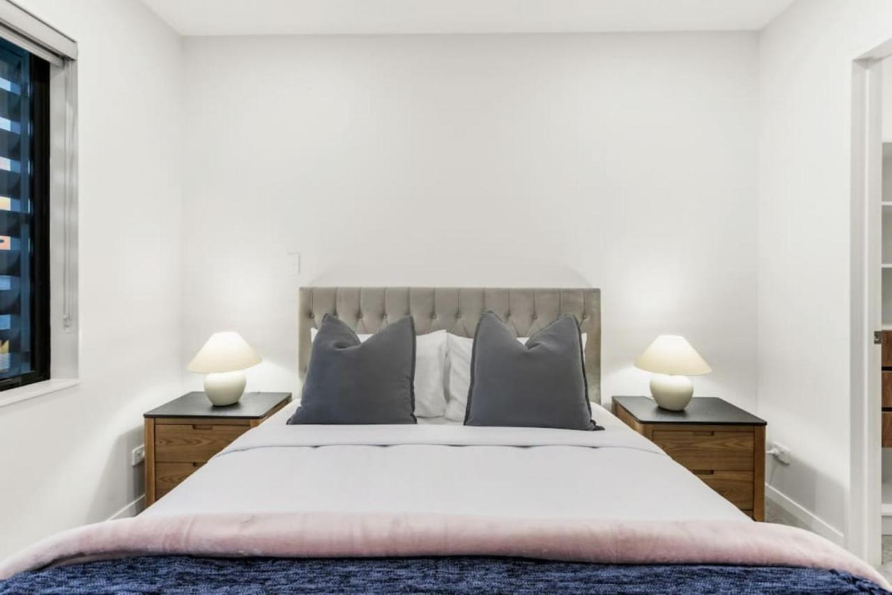 Holiday home Pristine Modern - Netflix - Heatpump Auckland