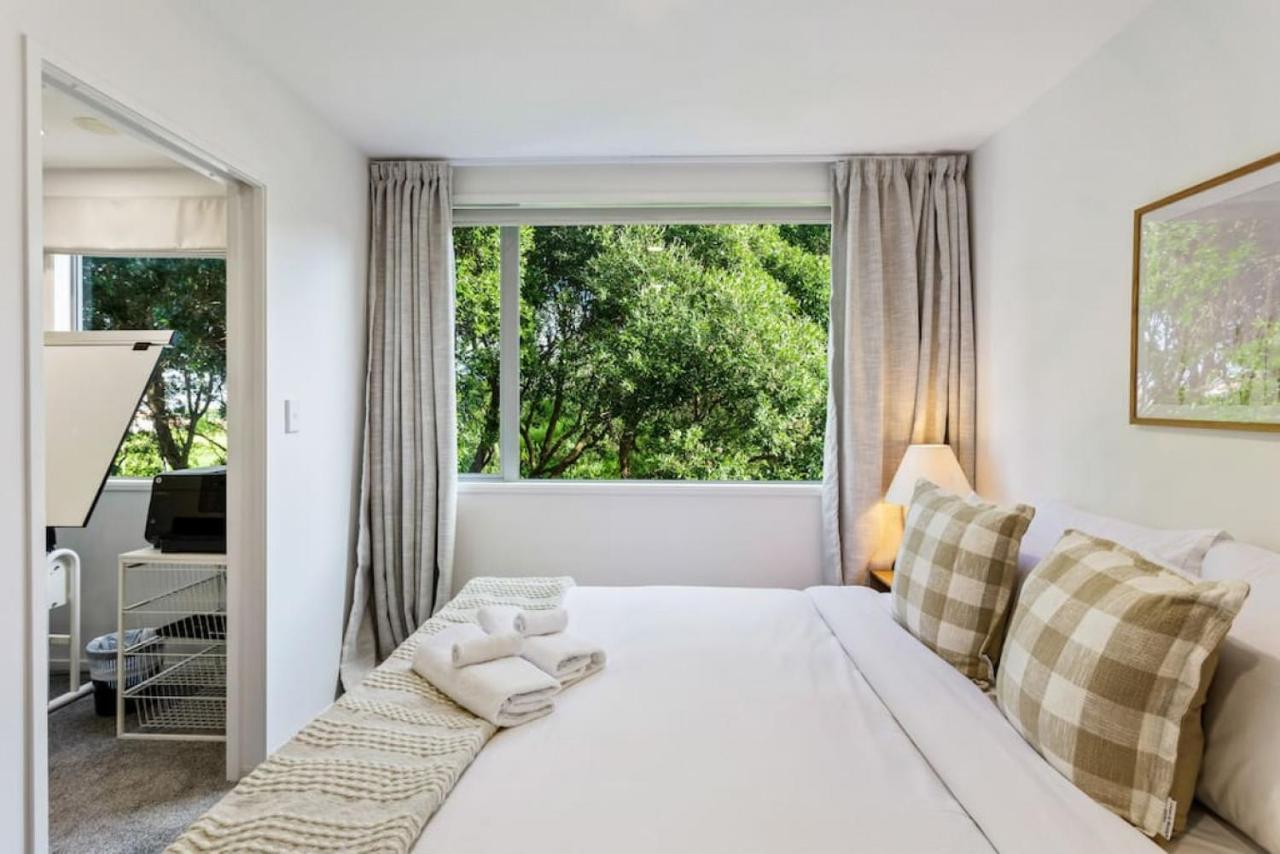 Hideaway With Pool And Free Parking Auckland